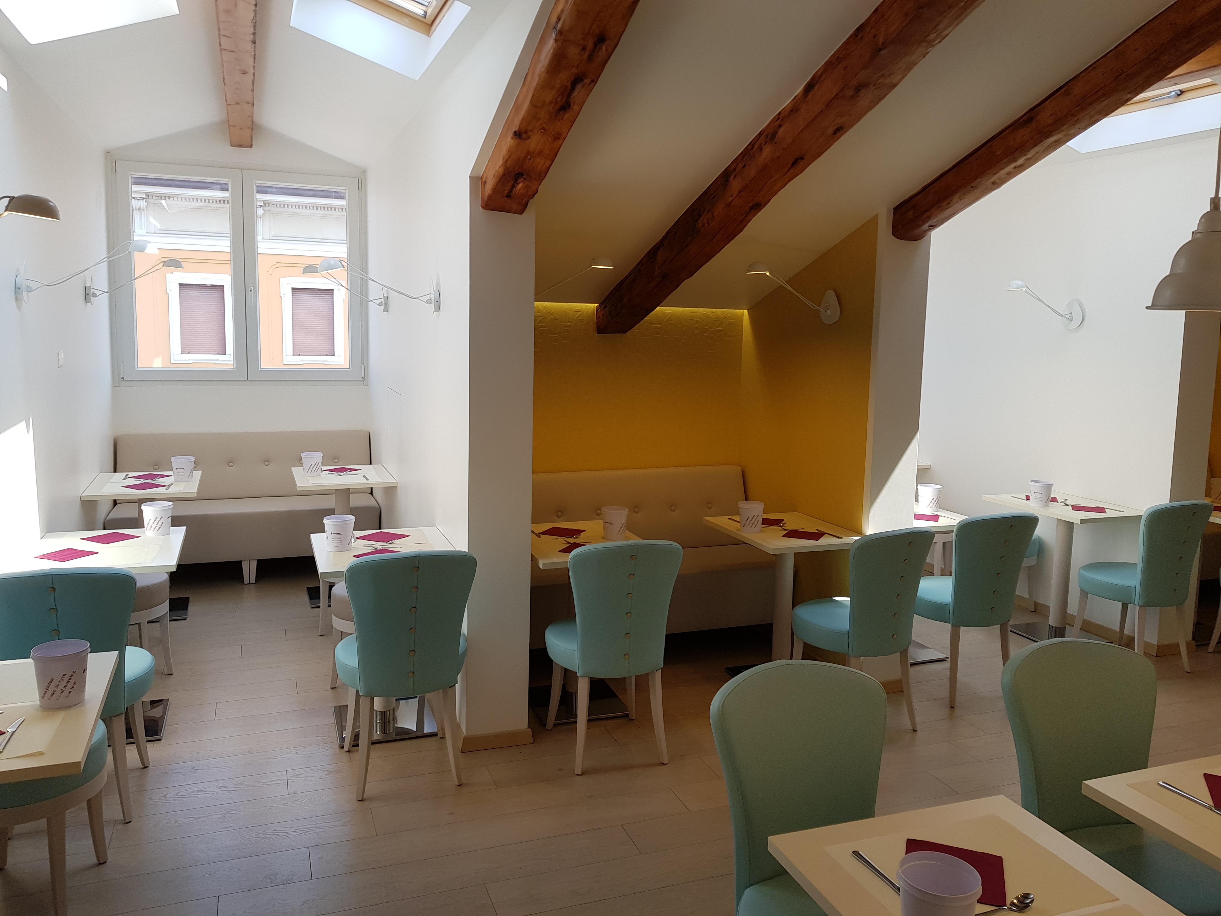 Hotel Roma Trieste Luaran gambar