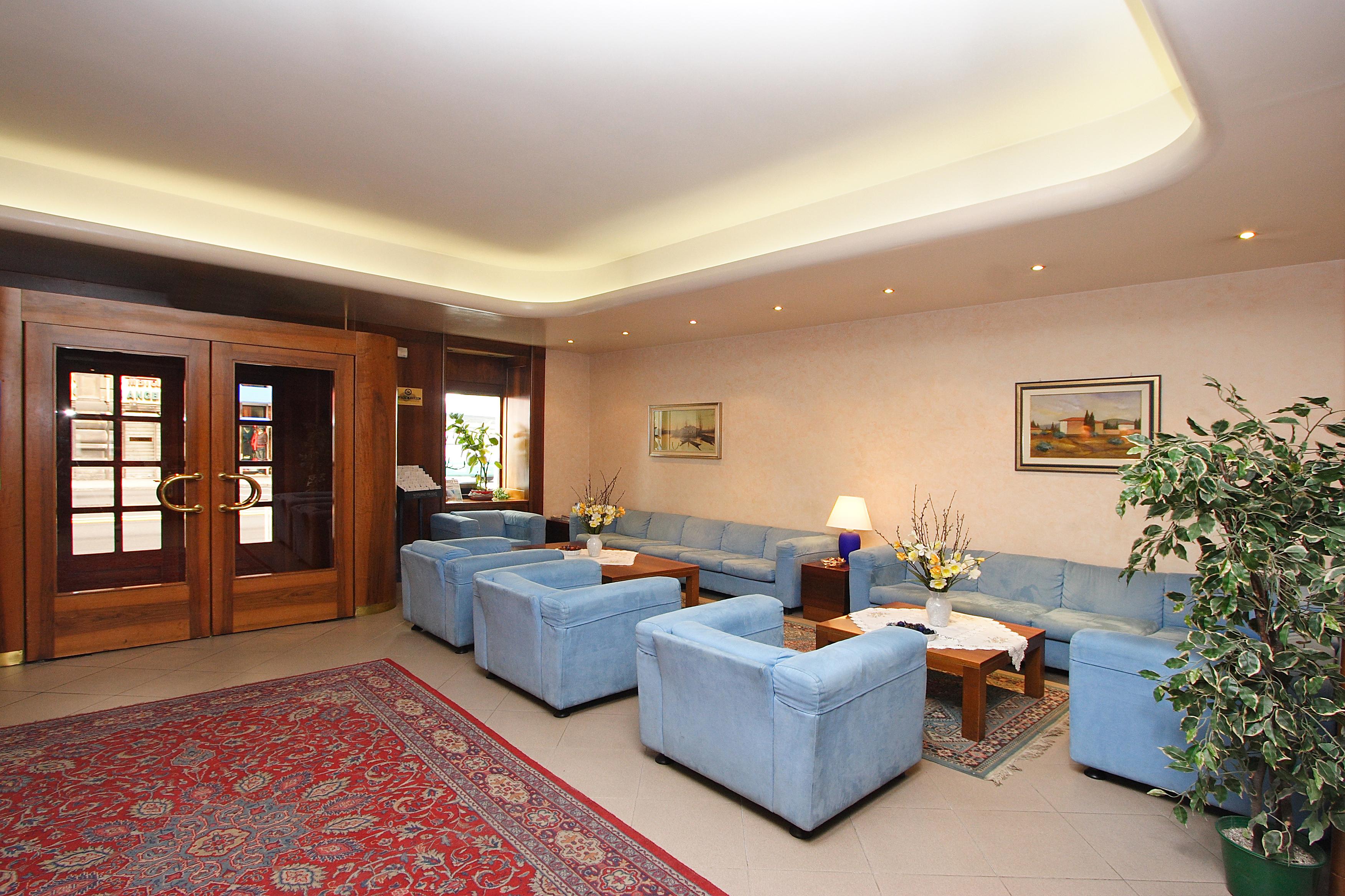 Hotel Roma Trieste Luaran gambar