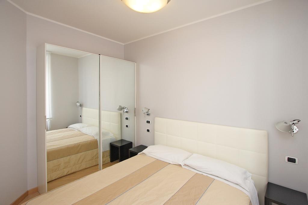 Hotel Roma Trieste Luaran gambar