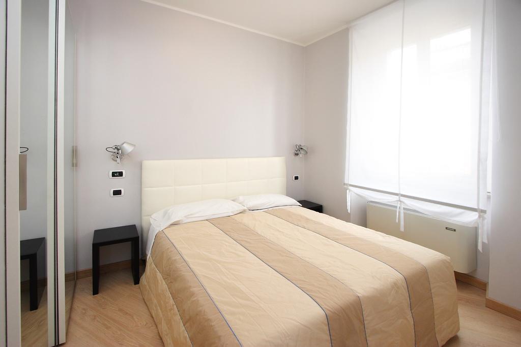 Hotel Roma Trieste Luaran gambar