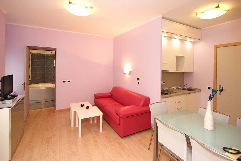 Hotel Roma Trieste Luaran gambar