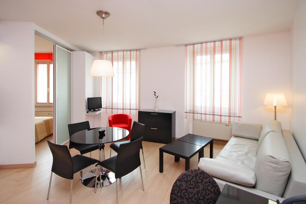Hotel Roma Trieste Luaran gambar